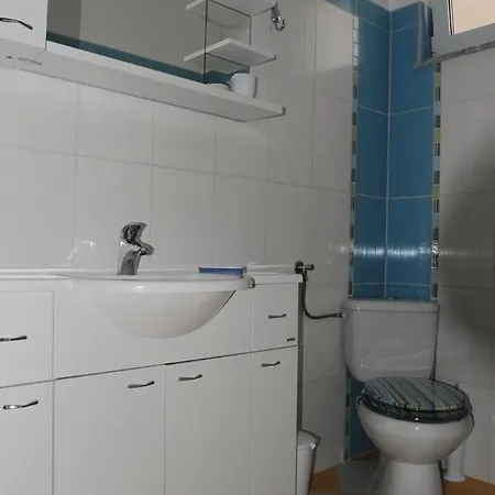 - Diklo 5880e Apartment *