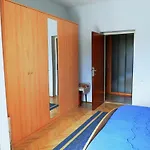 - Diklo 5880e 아파트