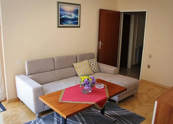 Lägenhet - Diklo 5880e